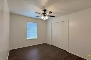 727 Royal St, Salado, TX 76571 - Photo 10