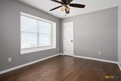 403 Thunderstorm Avenue, Lockhart, TX 78644 - Photo 4