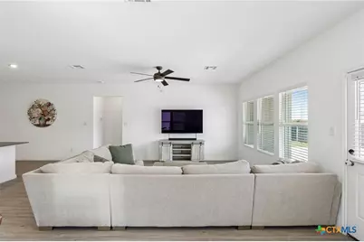 2724 Sierra Chicas Lane, Seguin, TX 78155 - Photo 10