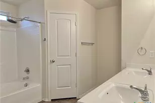 1015 Franklin Cir, Belton, TX 76513 - Photo 12