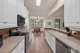2167 Stonehaven, New Braunfels, TX 78130 - Photo 4