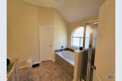 2253 N Ranch Estates Boulevard, New Braunfels, TX 78130 - Photo 20