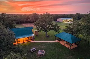 10488 Hwy 304, Harwood, TX 78629 - Photo 1