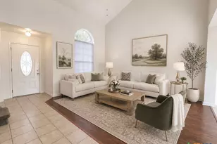 900 Jasmine Trail, Georgetown, TX 78626 - Photo 2