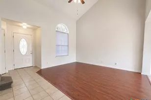 900 Jasmine Trail, Georgetown, TX 78626 - Photo 4