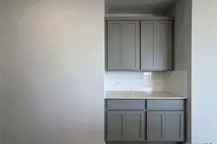 12100 Russo Dr, Austin, TX 78747 - Photo 10