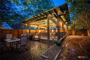 168 E Zink St, New Braunfels, TX 78130 - Photo 24