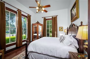 168 E Zink St, New Braunfels, TX 78130 - Photo 22