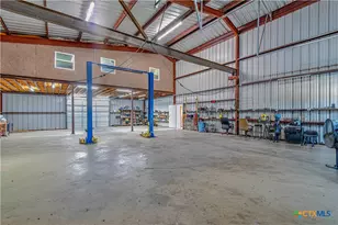 2162 Co Rd 304, Rockdale, TX 76567 - Photo 32
