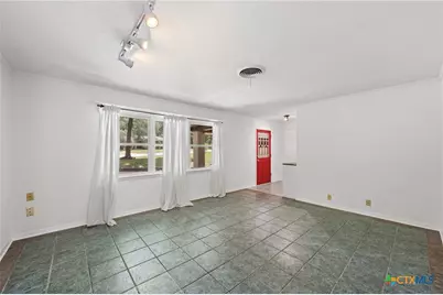 3109 W Avenue R, Temple, TX 76504 - Photo 12
