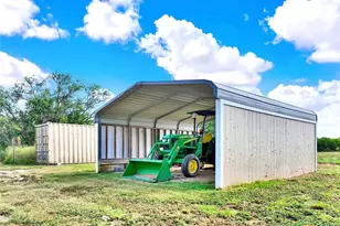 1591 County Rd 476, Stockdale, TX 78160 - Photo 42