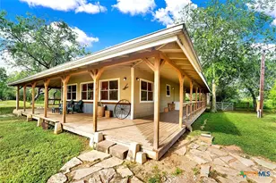 1591 County Rd 476, Stockdale, TX 78160 - Photo 16