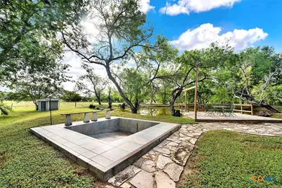 1591 County Road 476, Stockdale, TX 78160 - Photo 38
