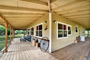 1591 County Rd 476, Stockdale, TX 78160 - Photo 18