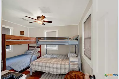 1591 County Road 476, Stockdale, TX 78160 - Photo 34