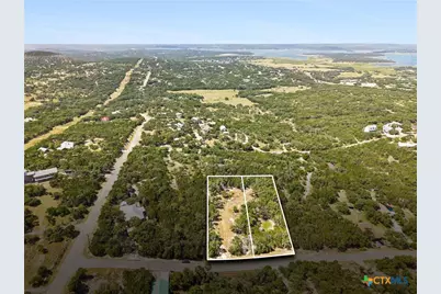 1043 Summit Bluff, Canyon Lake, TX 78133 - Photo 4