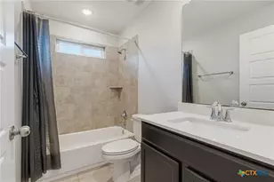 201 Benedict Ave, Florence, TX 76527 - Photo 14