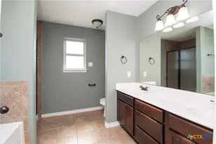 9805 Kaitlyn Dr, Killeen, TX 76542 - Photo 10