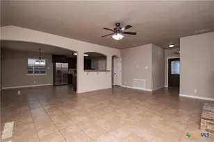 9805 Kaitlyn Dr, Killeen, TX 76542 - Photo 4