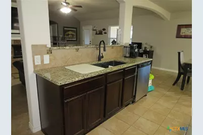 9805 Kaitlyn Drive, Killeen, TX 76542 - Photo 8