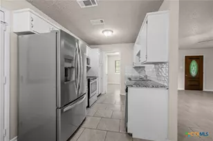 2004 Pleasant Ln, Copperas Cove, TX 76522 - Photo 12
