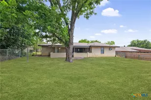2004 Pleasant Ln, Copperas Cove, TX 76522 - Photo 24