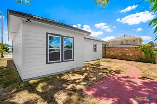 606 Bridge St, Gatesville, TX 76528 - Photo 26