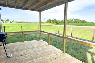 101 Proctor St, Austwell, TX 77950 - Photo 2