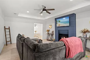 1523 Camellia Ln, New Braunfels, TX 78130 - Photo 4