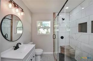 2605 N Ben Jordan St, Victoria, TX 77901 - Photo 20