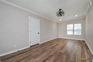 2605 N Ben Jordan St, Victoria, TX 77901 - Photo 14