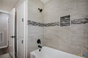 2605 N Ben Jordan St, Victoria, TX 77901 - Photo 28