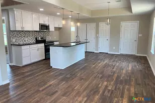 709 W Evans, Hearne, TX 77859 - Photo 2
