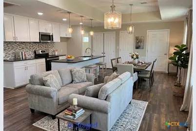 709 W Evans, Hearne, TX 77859 - Photo 2