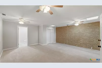 1655 Kuehler Avenue, New Braunfels, TX 78130 - Photo 32