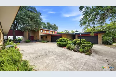 1655 Kuehler Avenue, New Braunfels, TX 78130 - Photo 6