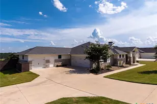 306 Skyline Dr, Copperas Cove, TX 76522 - Photo 2