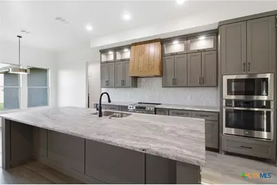 11109 Golden Eagle Avenue, Salado, TX 76571 - Photo 10