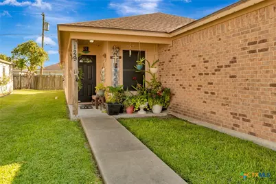 129 Avant Garde Drive, Victoria, TX 77901 - Photo 2