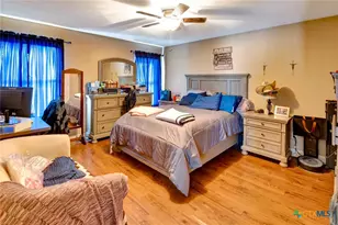 129 Avant Garde Dr, Victoria, TX 77901 - Photo 16