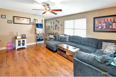 129 Avant Garde Drive, Victoria, TX 77901 - Photo 6