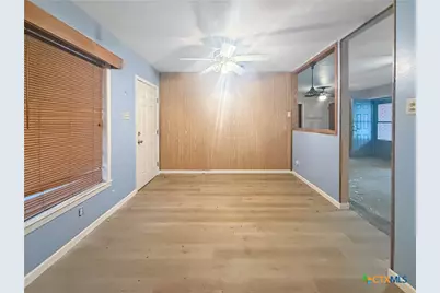 214 Crockett Street, Port Lavaca, TX 77979 - Photo 6