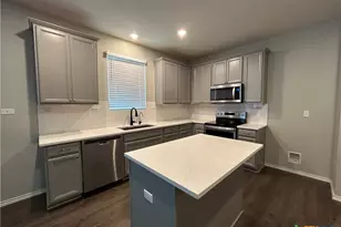 755 Steeplebush, New Braunfels, TX 78130 - Photo 8