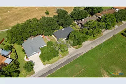 603 River Oak Drive, Seguin, TX 78155 - Photo 18