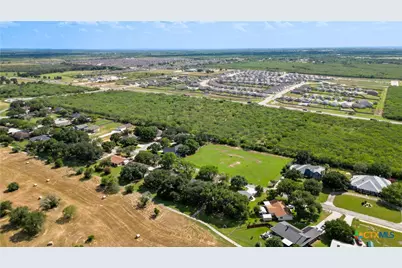 603 River Oak Drive, Seguin, TX 78155 - Photo 22
