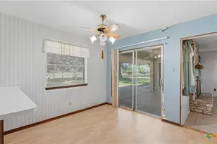 603 River Oak Dr, Seguin, TX 78155 - Photo 10