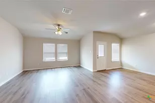 205 Dora Dr, Killeen, TX 76549 - Photo 8