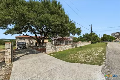 408 Edge Hill Drive, Canyon Lake, TX 78133 - Photo 8