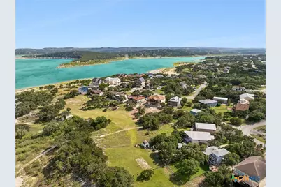 408 Edge Hill Drive, Canyon Lake, TX 78133 - Photo 2