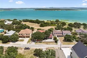 408 Edge Hill Dr, Canyon Lake, TX 78133 - Photo 1